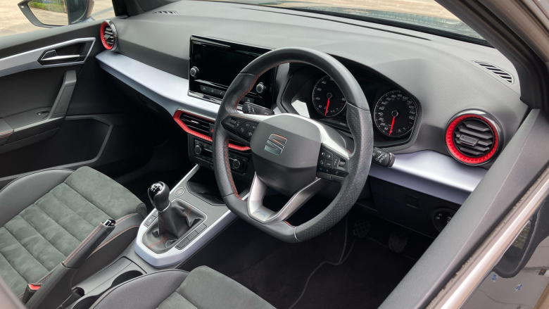 SEAT Arona 1.0 TSI 110 FR Edition 5dr Petrol Hatchback